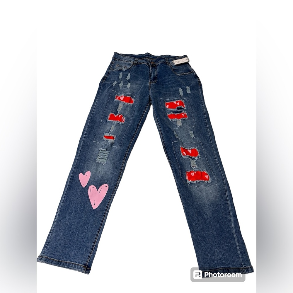 Cordelia medium denim/ multi color heart printed distressed jeans